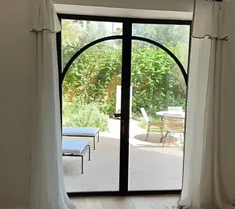 Three-Suite Garden Apartment with Private Pool in Hivernage — 3