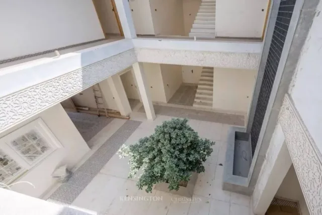Six-Suite Palace-Style Villa in Targa Jawhar - 2